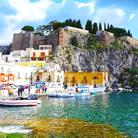 Da Federica Baia Porto Delle Genti * Λίπαρι